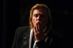 Florin Piersic: `Michael Jackson poate fi inlocuit, Adrian Paunescu nu`