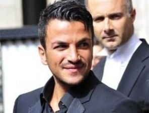 Peter Andre se lupta cu o boala misterioasa