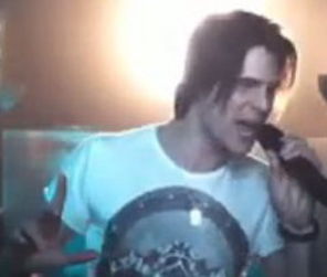 Basshunter a lansat clipul `Walk On Water`