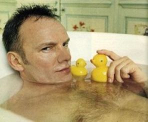 Sting se vrea 'sclav sexual' pentru femei
