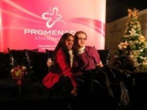 Anahi a intarziat doua ore la sesiunea de autografe de la Focsani (video)