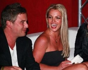 Britney Spears s-a logodit (foto)