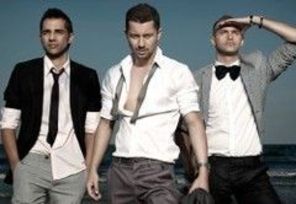 Akcent au cantat in fata Printului din Dubai