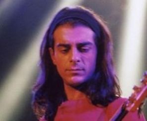 Basistul Mick Karn a decedat