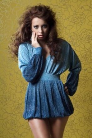 Adriana Rusu te lasa sa-i alegi urmatorul single
