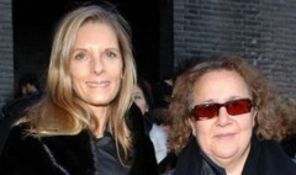 Copilul lui Elton John va fi botezat de un cuplu de lesbiene
