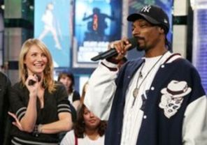 Snoop Dogg i-a vandut marijuana lui Cameron Diaz