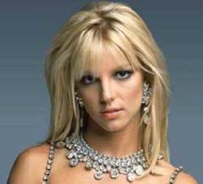 In turneu cu Circul (Circus), Britney duce clovni la spital