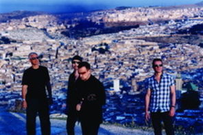 U2, la al zecelea album number one; turneul `U2 360` ocoleste Romania