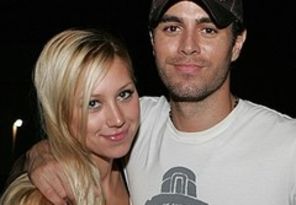 Enrique Iglesias va fi tatic