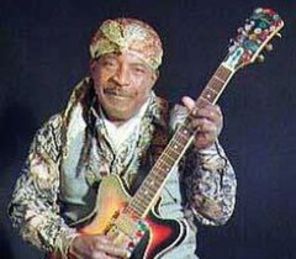Legenda blues Eddie Kirkland a murit intr-un accident de masina