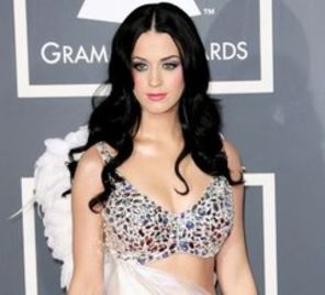 Katy Perry canta Born This Way &ndash; Lady Gaga (video)