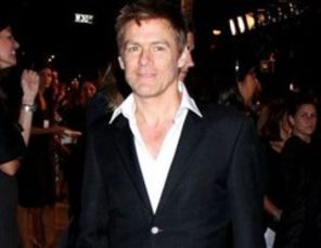 Bryan Adams, prima oara tata la 51 de ani