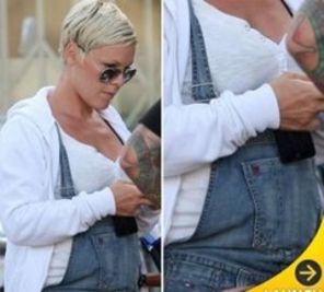 Pink: `Ma simt ca bunica`