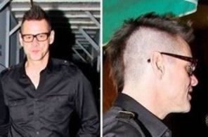 Jim Carrey s-a facut punker