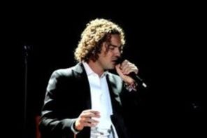 David Bisbal surprinde cu noul sau turneu acustic
