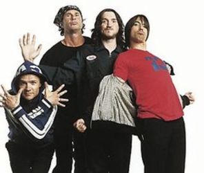 Red Hot Chilli Peppers lanseaza album nou in august