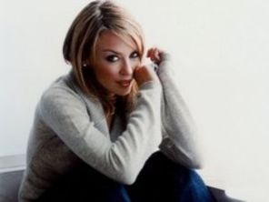 Kylie Minogue isi scrie musical autobiografic
