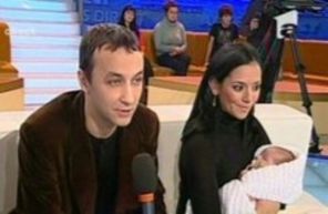 Analia Selis preda canto pentru a-si creste fetita