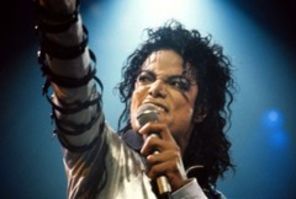 Michael Jackson zbura cu avionul cand teroristii atacau Turnurile Gemene