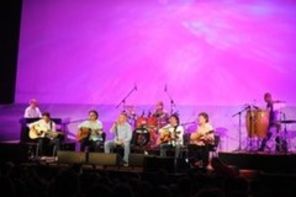 Holograf au lansat `Patria Holograf Unplugged` (poze)