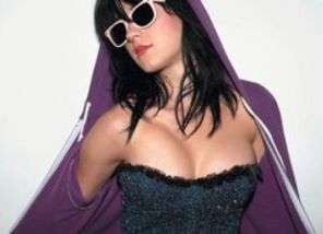 Katy Perry Last Friday Night art-work nou (foto)