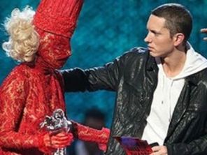 Eminem o numeste pe Lady GaGa `cocota masculina` (audio)