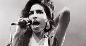 E oficial: Amy Winehouse NU mai canta la Bucuresti!