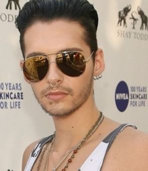 Bill Kaulitz le da gata pe fane cu noul sau look (poze)