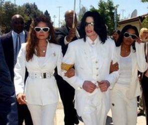 La Toya Jackson: `Michael a fost ucis`