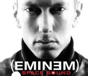 Eminem Space Bound videoclip (video)
