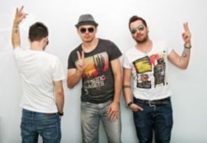 Stereosonic cauta remixeri pentru `Joanna`