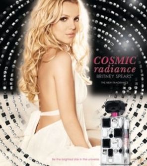 Britney Spears lanseaza al zecelea parfum: Cosmic