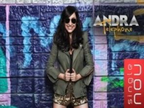 Andra se pregateste sa filmeze clipul Telephone
