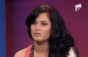 Raluka a avut un accident cu motocicleta
