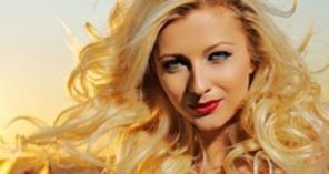 Lora a lansat o piesa noua: Teenage Girl (audio)