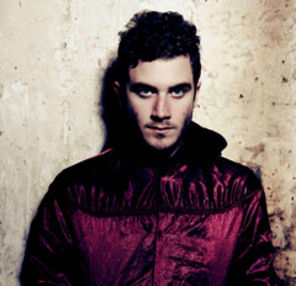 Nicolas Jaar a cantat la Palatul Ghika. Afla cum a fost
