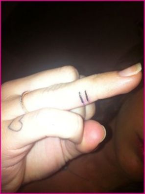 Miley Cyrus are un tatuaj nou