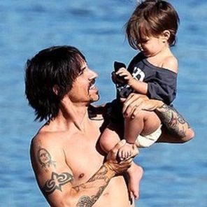 Anthony Kiedis si-a iertat tatal