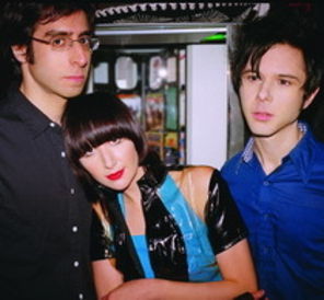 Yeah Yeah Yeahs lanseaza `It's Blitz!` in aprilie