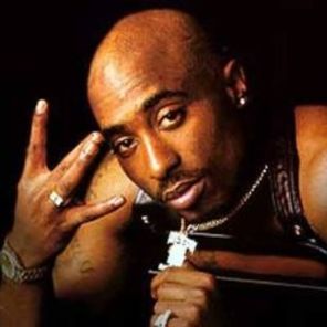 Membrii Outlaws: `Am fumat cenusa lui Tupac`