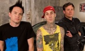 Blink 182 lanseaza piesa ''After Midnight''