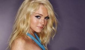 Lindsay Lohan si-a facut un nou tatuaj