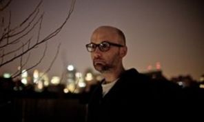 Moby vrea sa faca un film porno