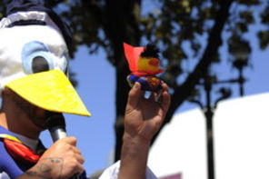 CRBL costumat in Donald Duck si Cabral si-a motorizat rata la cursa ProFM