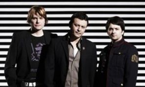 Manic Street Preachers au lansat videoclipul This Is The Day (video)