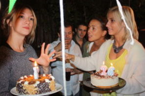 Dana Rogoz si Adela Popescu si-au sarbatorit ziua impreuna