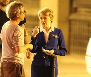 Kylie Minogue se afla in mijlocul productiei filmului "Holly Motors" in Paris