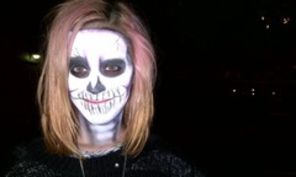 Katy Perry se pregateste de Halloween (foto)