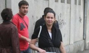 Nicoleta Luciu si-a luat tripletii acasa
